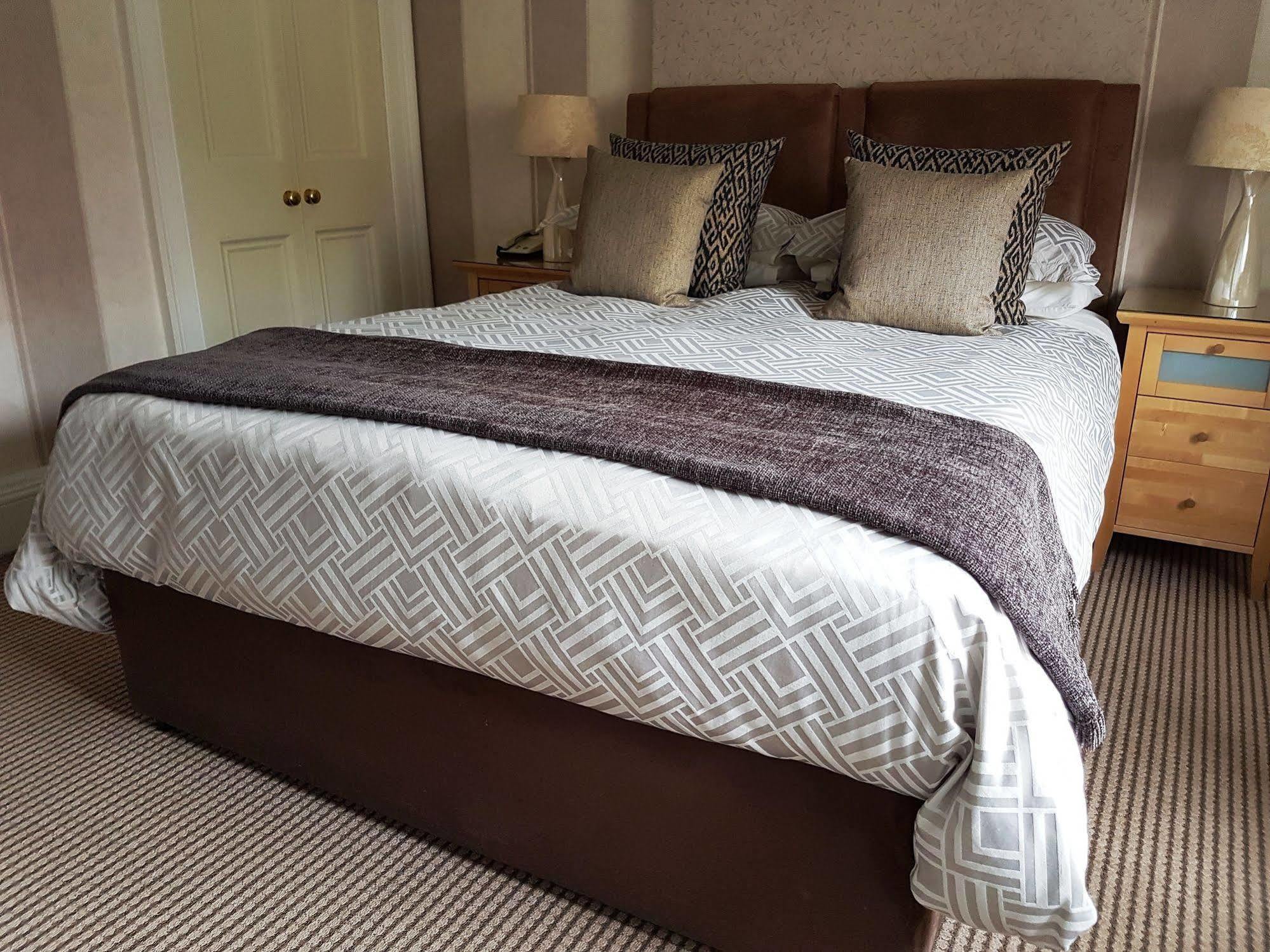 Kew House Hotel Единбург Екстериор снимка