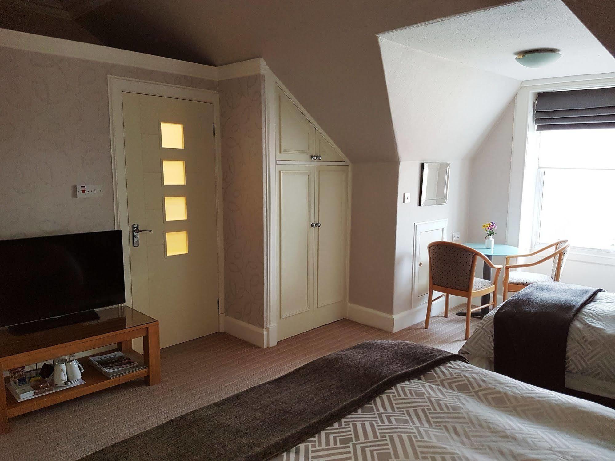 Kew House Hotel Единбург Екстериор снимка