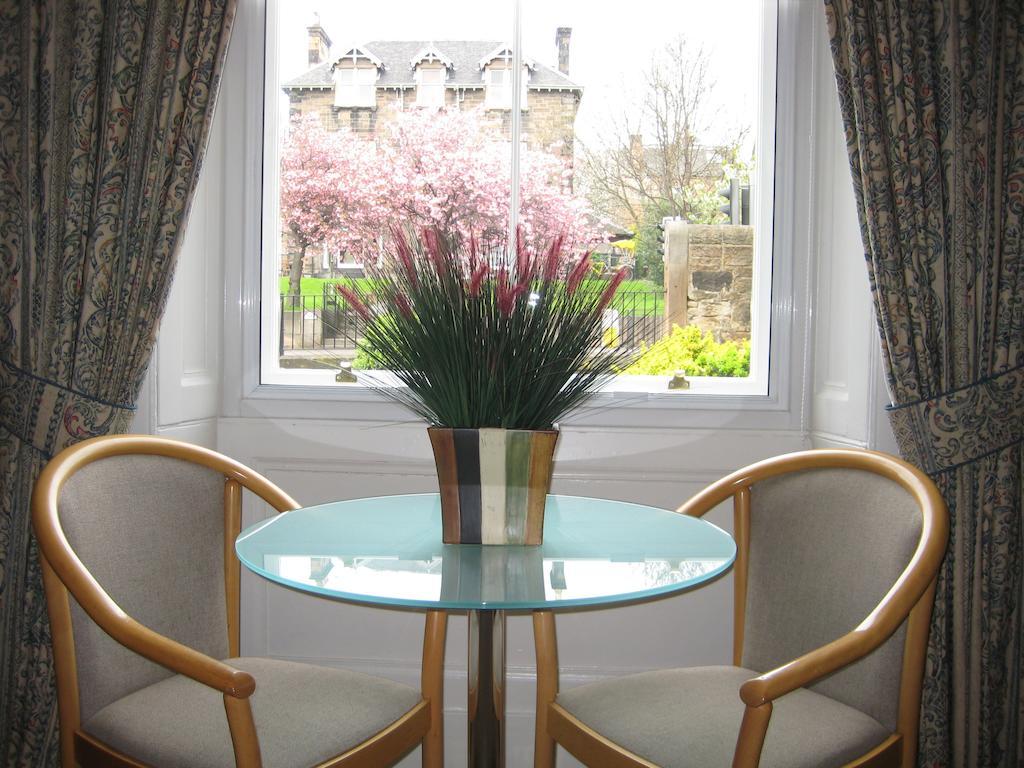 Kew House Hotel Единбург Екстериор снимка